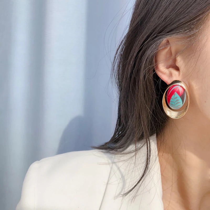 Trendy Vintage Renaissance Oil Painting Stud Earring Geometric Metal Oval Art Earring Woman Girl Party Daily Jewelry
Trendy Vintage Renaissance Oil Painting Stud Earring Geometric Metal Oval Art Earring Woman Girl Party Daily Jewelry