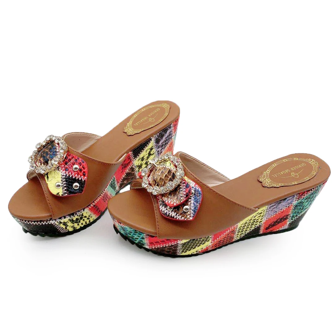 Colorful Women Slides Summer Shoes 177-26 Ladies Beach Sandals Girls Chunky Wedge Heel Slippers
Colorful Women Slides Summer Shoes 177-26 Ladies Beach Sandals Girls Chunky Wedge Heel Slippers