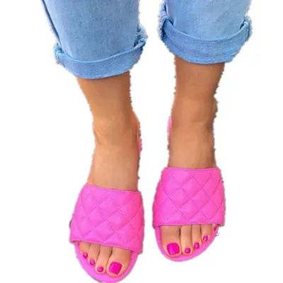 Hot Selling Fashion Leather Slides Custom Black Women Flat Sandals, As shown in figure
Hot Selling Fashion Leather Slides Custom Black Women Flat Sandals, As shown in figure
