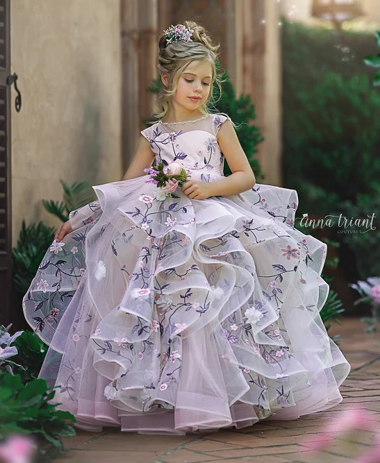 Keyhole Back Embroidery Lace Tulle Wedding Flower Girl Dress Kids Party Dress Birthday Couture Dress
Keyhole Back Embroidery Lace Tulle Wedding Flower Girl Dress Kids Party Dress Birthday Couture Dress