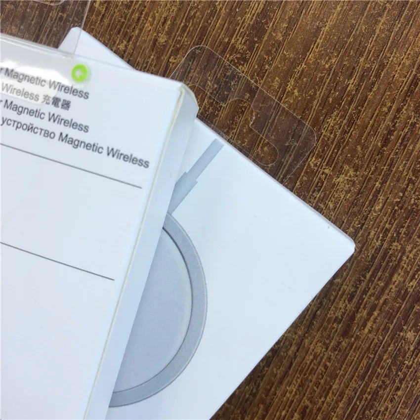 20pc/lot 2020 new arrival 15W Magnetic ip12 charger Wireless Charge Apply to ip 12 series with original box
20pc/lot 2020 new arrival 15W Magnetic ip12 charger Wireless Charge Apply to ip 12 series with original box