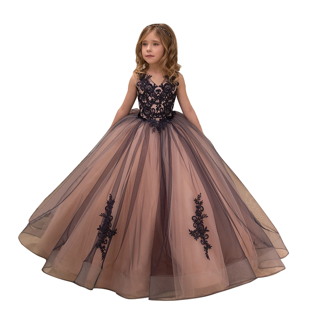 Birthday show lace Girl Dress New mesh embroidered dress 2-year-old baby's birthday clothes
Birthday show lace Girl Dress New mesh embroidered dress 2-year-old baby's birthday clothes