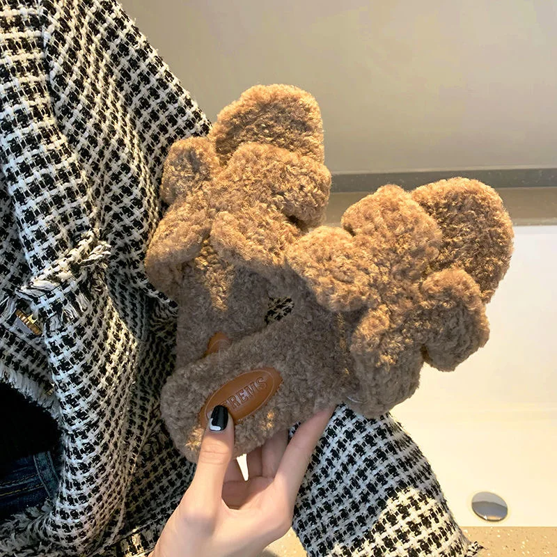 drop shipping fashion women faux fur teddy slippers slider faux lamb wool slides open toe sandals flat soft warm slipper
drop shipping fashion women faux fur teddy slippers slider faux lamb wool slides open toe sandals flat soft warm slipper