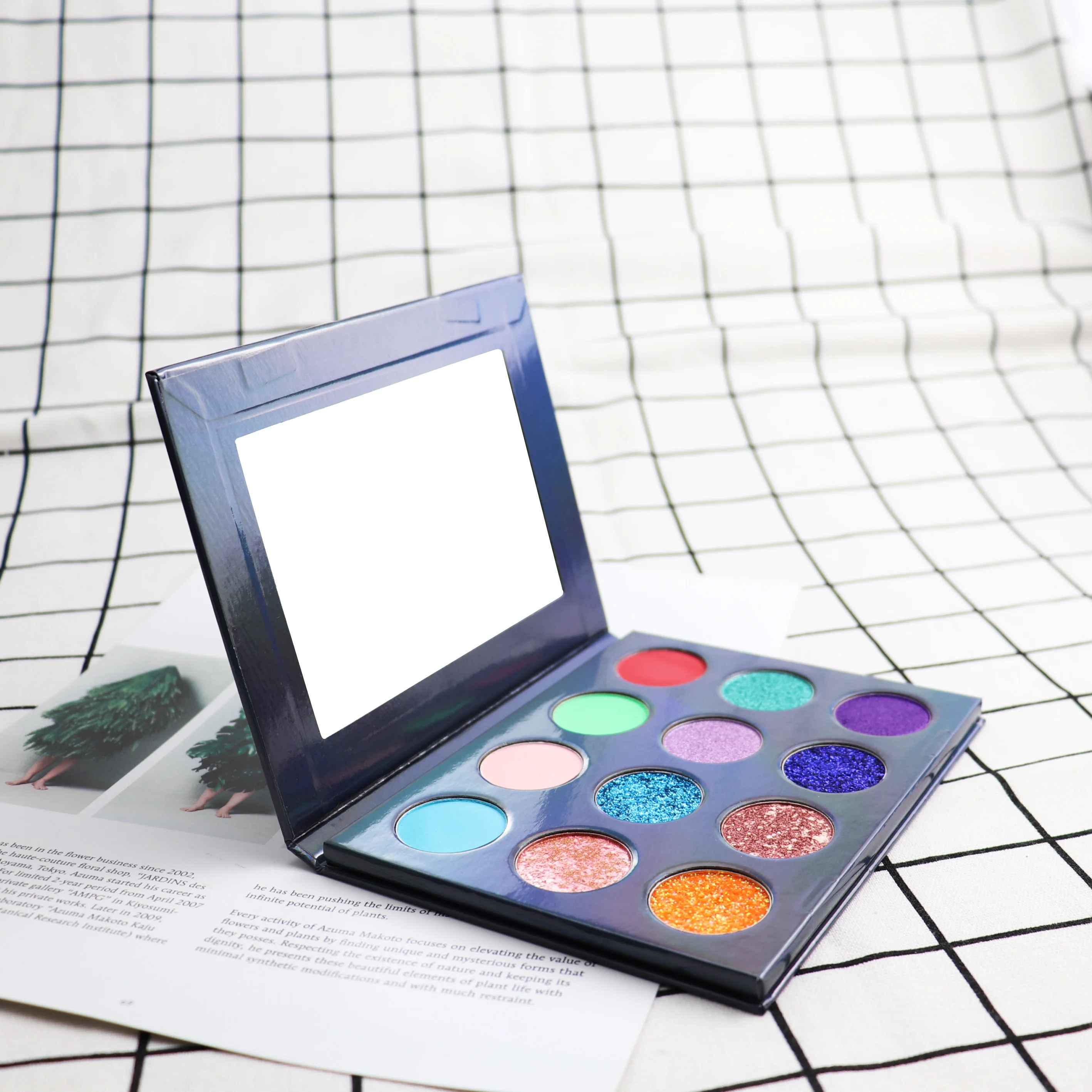 Professional Eyeshadow Case Set Professional Big Eyeshadow Palette Private Label Large Eyeshadow Palette
Professional Eyeshadow Case Set Professional Big Eyeshadow Palette Private Label Large Eyeshadow Palette