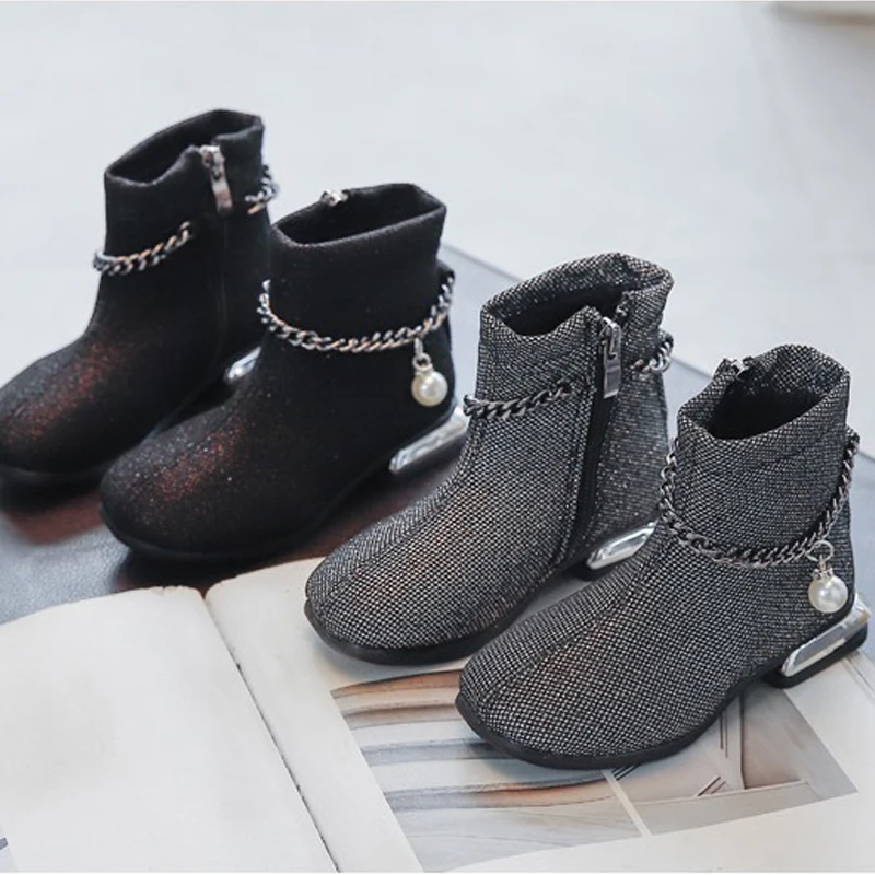 children New Martin Boots New girl Korean version of pearls shoes 2021 Autumn shoes Girls Non-slip Soft Sole Ankle Boots kid, As the photo
children New Martin Boots New girl Korean version of pearls shoes 2021 Autumn shoes Girls Non-slip Soft Sole Ankle Boots kid, As the photo