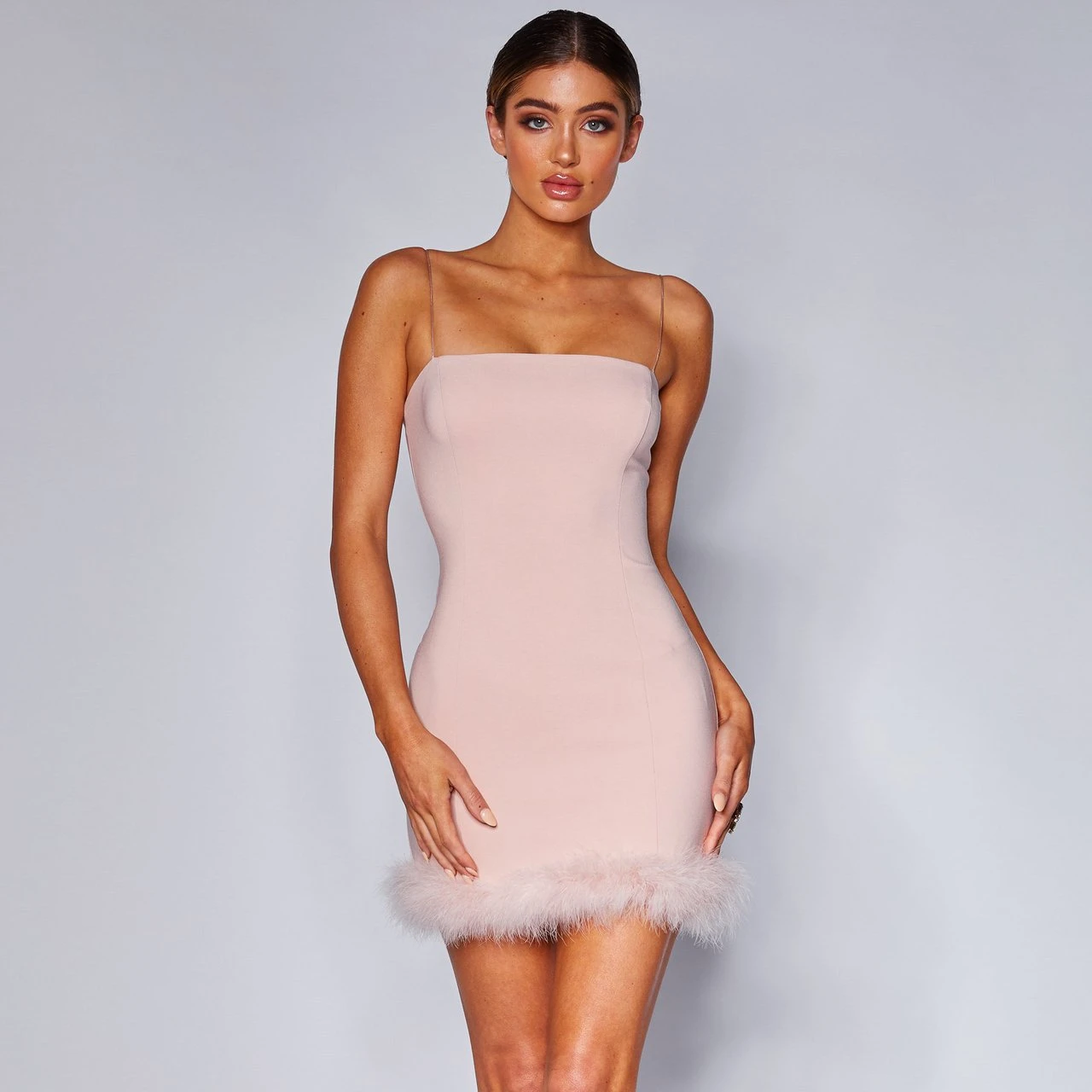 2021 Good quality women's off shoulder pink dress summer night club dress wholesale, Shown
2021 Good quality women's off shoulder pink dress summer night club dress wholesale, Shown