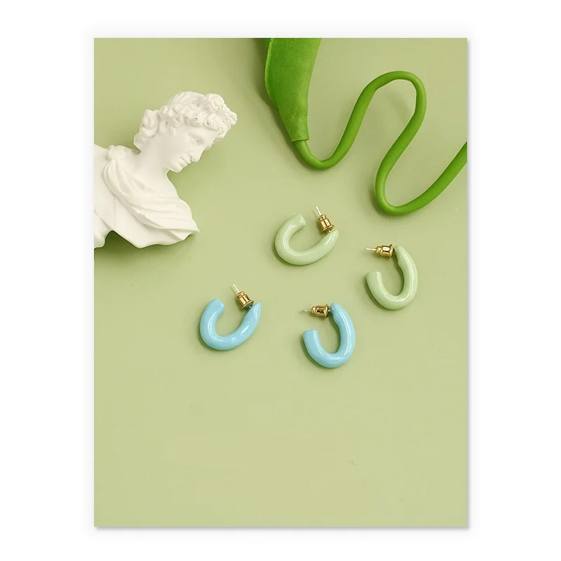 Hand Made Summer Cute Girl Candy Enamel Hoop Earrings U-Shaped Oil Drop Women Stud Earrings
Hand Made Summer Cute Girl Candy Enamel Hoop Earrings U-Shaped Oil Drop Women Stud Earrings