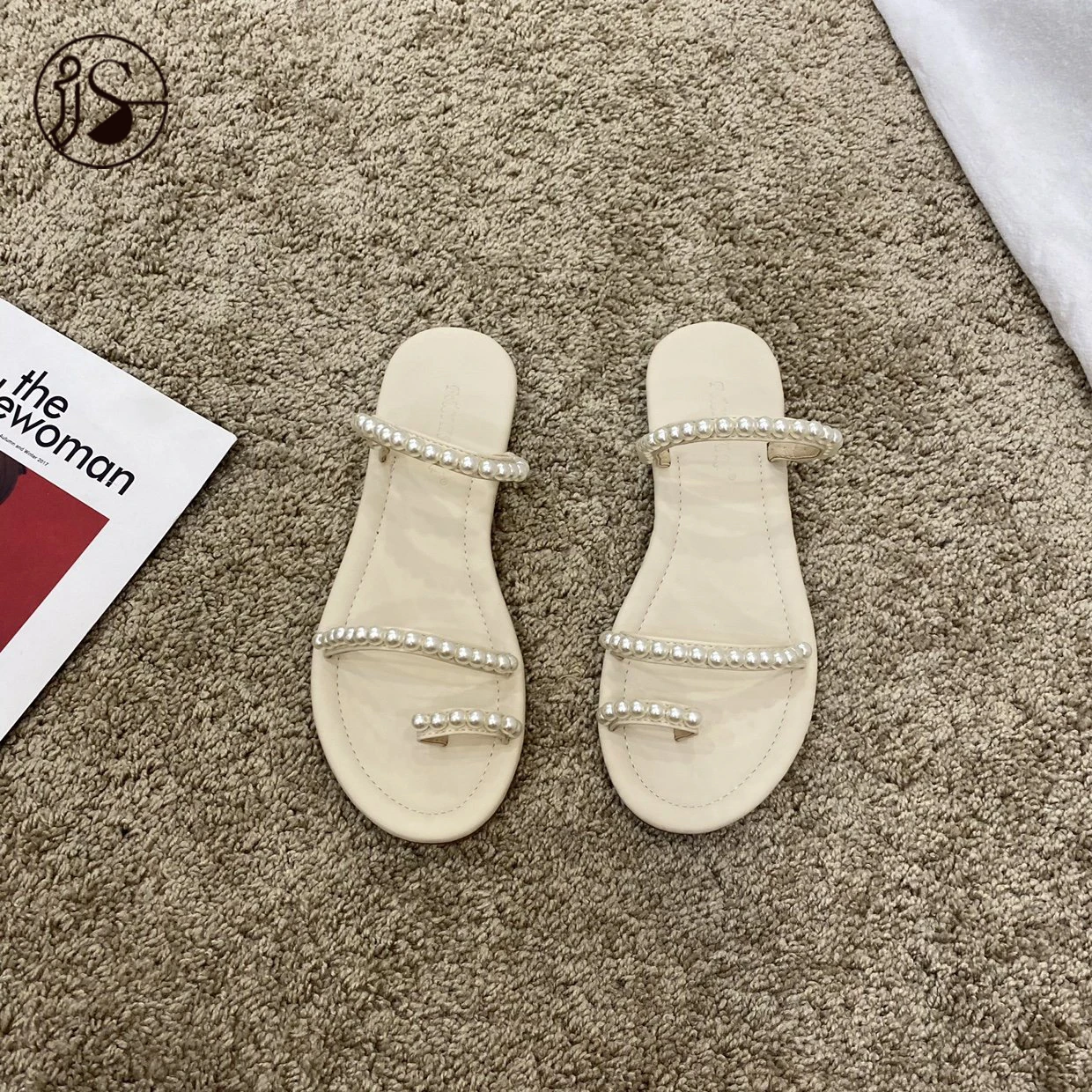 Romanesque Straps Sandals Pearl Decorated Flat Slides Summer Resort Pearl Flat Sandals Ladies Women slippers, Picture
Romanesque Straps Sandals Pearl Decorated Flat Slides Summer Resort Pearl Flat Sandals Ladies Women slippers, Picture