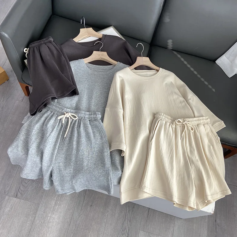 Boutique Wholesale 2022 Summer New Solid Color Wild Korean Style T Shirts Leisure Casual Fashion Wild Shorts Women's Sets
Boutique Wholesale 2022 Summer New Solid Color Wild Korean Style T Shirts Leisure Casual Fashion Wild Shorts Women's Sets