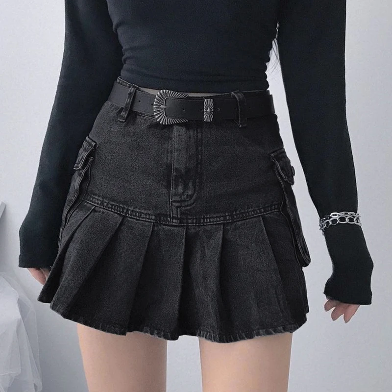 2020 High Waist Jean Skirts Y2K Aesthetics Black Denim Pleated Skirts with Big Pockets Punk Style E-girl Outfits womans clothes
2020 High Waist Jean Skirts Y2K Aesthetics Black Denim Pleated Skirts with Big Pockets Punk Style E-girl Outfits womans clothes
