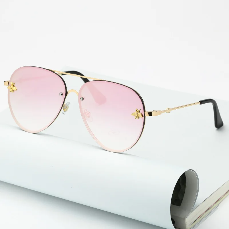 2024 Wholesale round metal frame glasses for ladies fashion design outdoor sports eyewear newest vintage custom logo sunglasses
2024 Wholesale round metal frame glasses for ladies fashion design outdoor sports eyewear newest vintage custom logo sunglasses