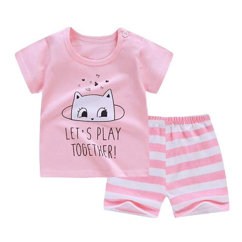 Summer children's short-sleeved shorts set cotton t-shirt men and women baby small children's clothing new wholesale, 38 color
Summer children's short-sleeved shorts set cotton t-shirt men and women baby small children's clothing new wholesale, 38 color