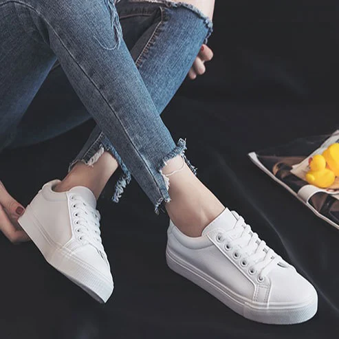 Fashion Women's Vulcanize Shoes Spring New Casual Classic Solid Color PU Leather Shoes Women Casual White Shoes Sneakers
Fashion Women's Vulcanize Shoes Spring New Casual Classic Solid Color PU Leather Shoes Women Casual White Shoes Sneakers