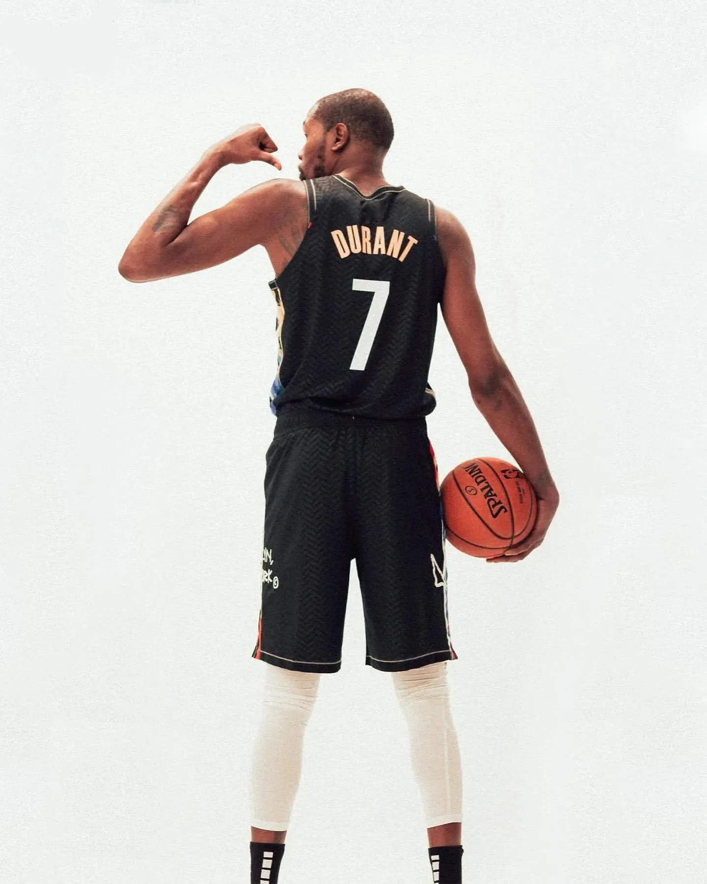 Custom high quality sports sublimation basketball uniform men basketball jerseys for nets, Different color can be customized
Custom high quality sports sublimation basketball uniform men basketball jerseys for nets, Different color can be customized