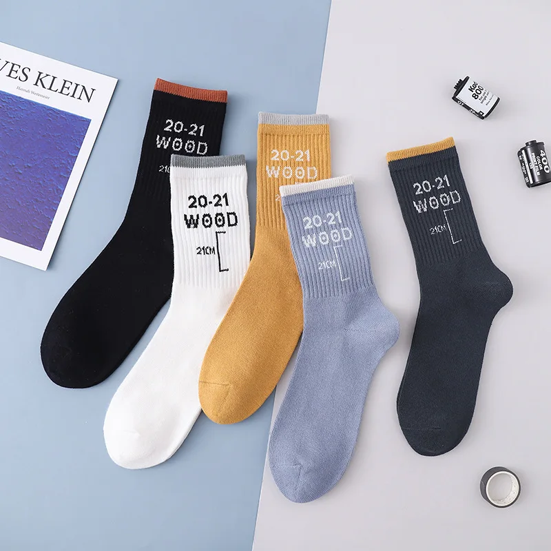 Socks men spot medium tube stockings spring and autumn men's ins trend high top long tube sports socks
Socks men spot medium tube stockings spring and autumn men's ins trend high top long tube sports socks