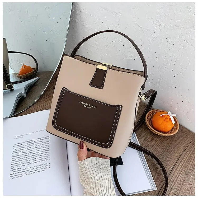 lightweight purse wholesale high quality chain genuine leather bags luxury design shoulder bag fashion women tote handbags 2021, Optional
lightweight purse wholesale high quality chain genuine leather bags luxury design shoulder bag fashion women tote handbags 2021, Optional
