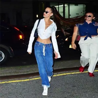 2021 New Arrivals Backless Edgy White Casual Fall Ladies Women's Blouse Tops Bandage Cut-Out Back Long Sleeved Shirt For Women
2021 New Arrivals Backless Edgy White Casual Fall Ladies Women's Blouse Tops Bandage Cut-Out Back Long Sleeved Shirt For Women