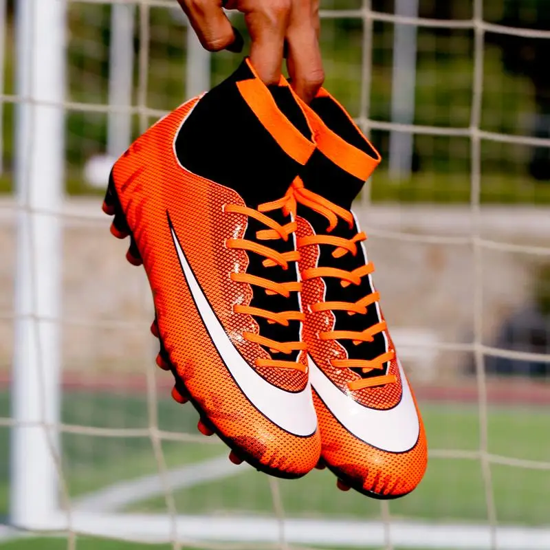 Wholesale Stock size 34-44 High Ankle Top Women Men's Soccer Shoes Cleats Football Trainers Sports Athletic Boots Youth, Grey ,blue, silver, green
Wholesale Stock size 34-44 High Ankle Top Women Men's Soccer Shoes Cleats Football Trainers Sports Athletic Boots Youth, Grey ,blue, silver, green