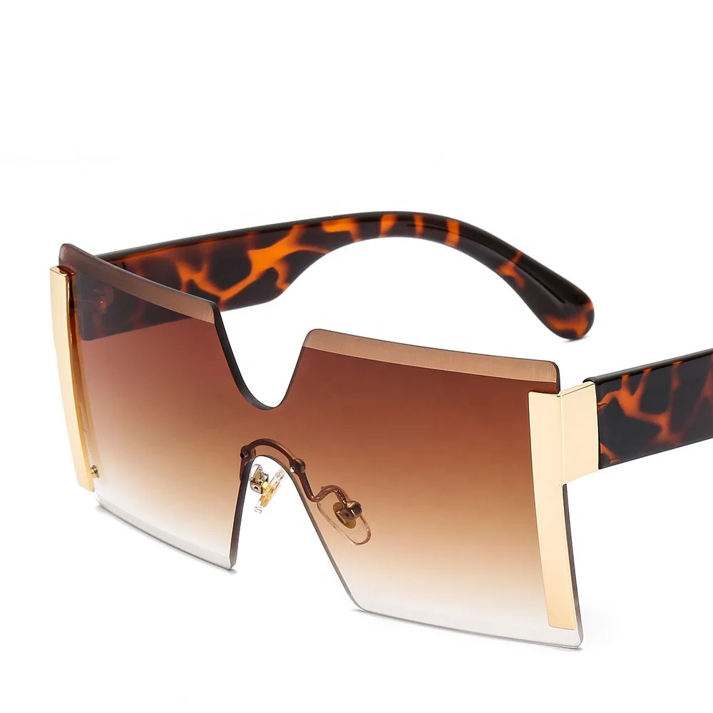 Luxury Colorful Fashion Trend Vintage Rimless Plastic Large Square Frame Women Oversized Sunglasses, Custom color
Luxury Colorful Fashion Trend Vintage Rimless Plastic Large Square Frame Women Oversized Sunglasses, Custom color
