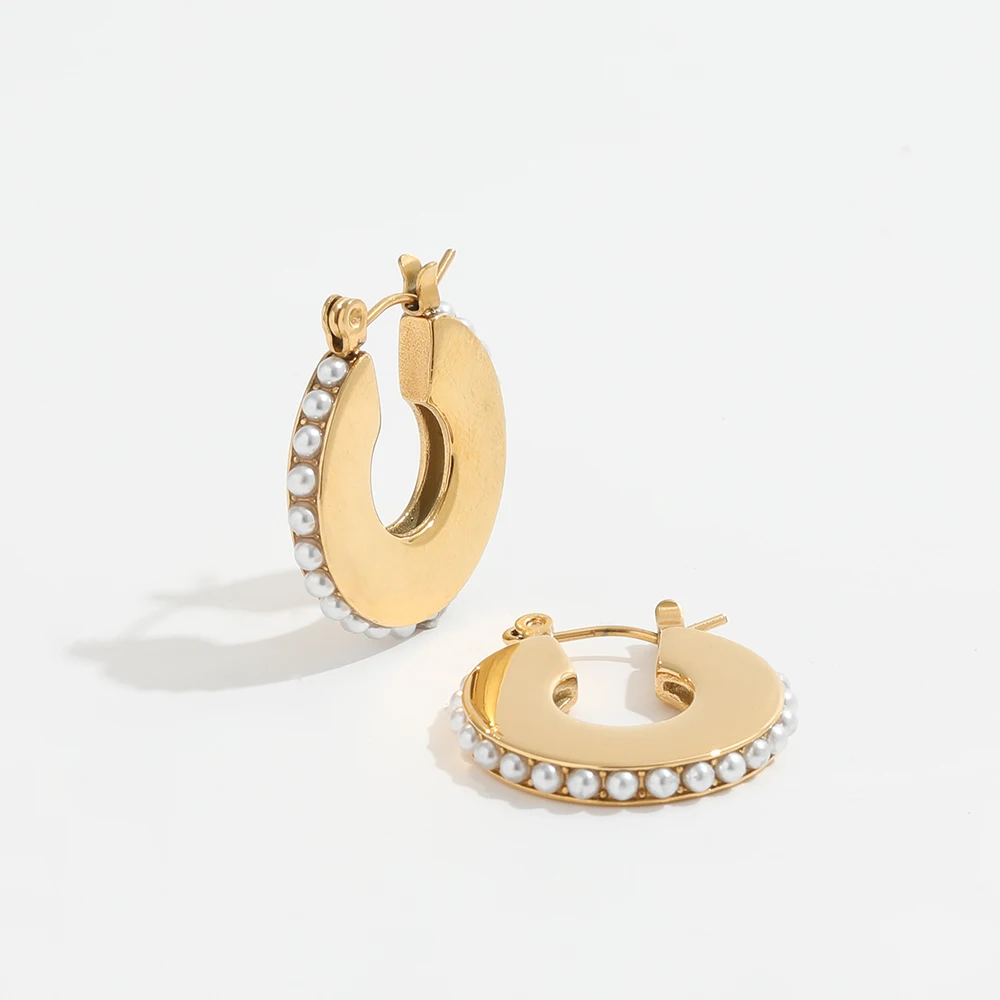 Trendy Earring 18K Gold Plated Luxury Cubic Zirconia Pearl Pave Chunky Stainless Steel Earring
Trendy Earring 18K Gold Plated Luxury Cubic Zirconia Pearl Pave Chunky Stainless Steel Earring
