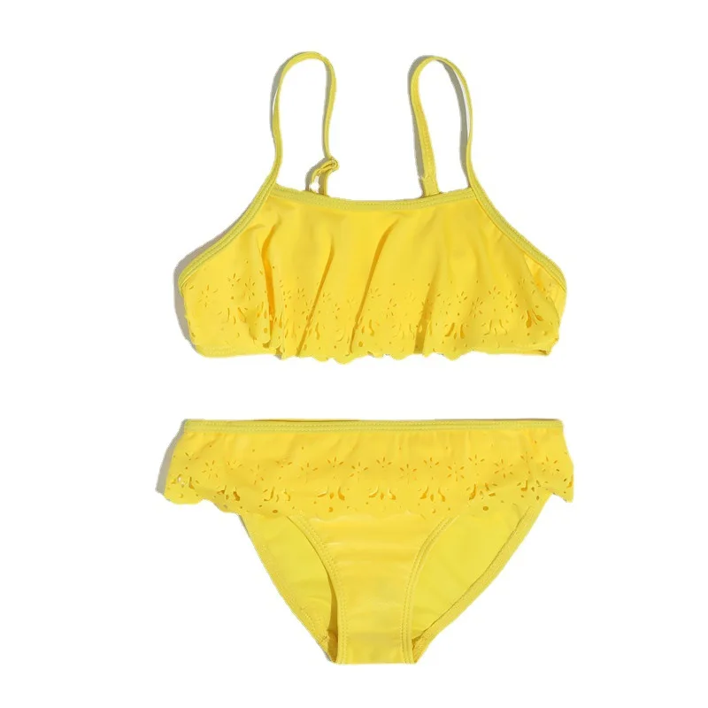 KYO Children's Split Swimsuit Girls Solid Color Suspender Briefs Set Hollow Lace Design Split Swimwear 
KYO Children's Split Swimsuit Girls Solid Color Suspender Briefs Set Hollow Lace Design Split Swimwear