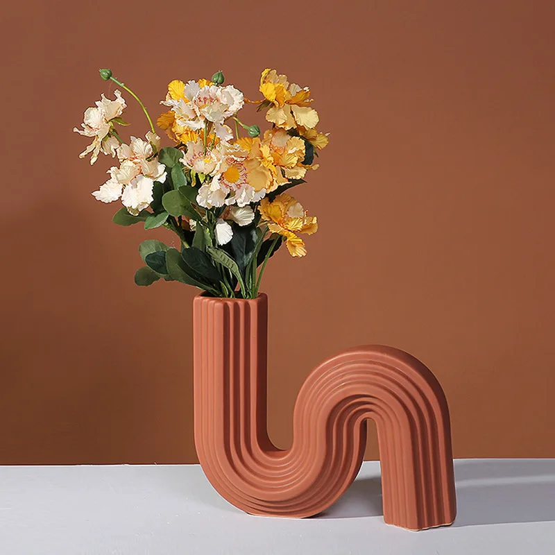 Modern Minimalist Line Architectural Style Home Decoration Flower Stand Ornament Floor Large Vase
Modern Minimalist Line Architectural Style Home Decoration Flower Stand Ornament Floor Large Vase