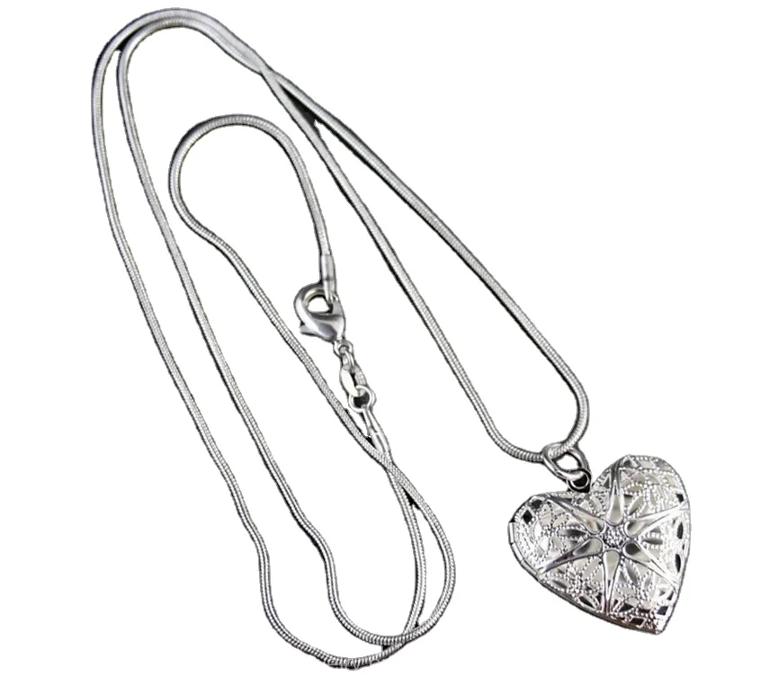 2022 newest design hollow heart locket cage pendant necklace