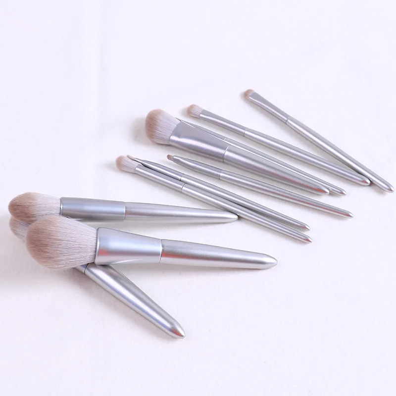 High quality 10pcs makeup brush natural hair silver wood foundation blush powder makeup brush set custom logo professional
High quality 10pcs makeup brush natural hair silver wood foundation blush powder makeup brush set custom logo professional