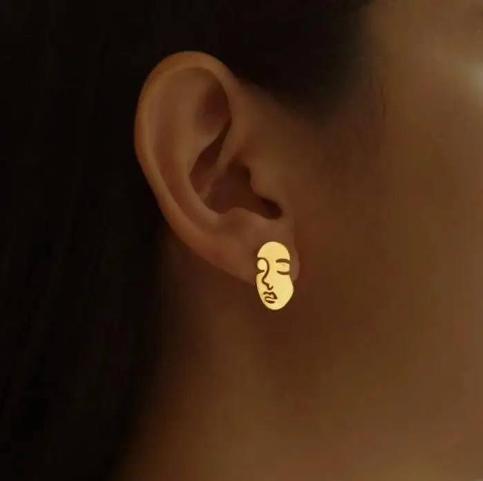 Cute Pop Art Earrings Stainless steel Jewelry Feminist Stud Picasso Face earrings Abstract Gold Face earrings
Cute Pop Art Earrings Stainless steel Jewelry Feminist Stud Picasso Face earrings Abstract Gold Face earrings