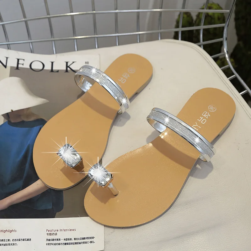 China wholesale fashion toe ring flat diamond sandals shoes 2020 glitter sandal for women, Yellow,blue,grey,leopard
China wholesale fashion toe ring flat diamond sandals shoes 2020 glitter sandal for women, Yellow,blue,grey,leopard
