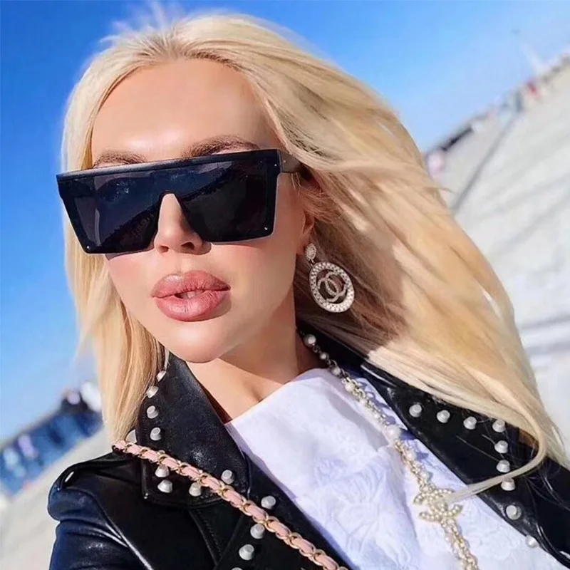 Moreroll Womens oversized Square Frame Sunglasses 2021 for Women Vintage Big Frame Sun glasses
Moreroll Womens oversized Square Frame Sunglasses 2021 for Women Vintage Big Frame Sun glasses