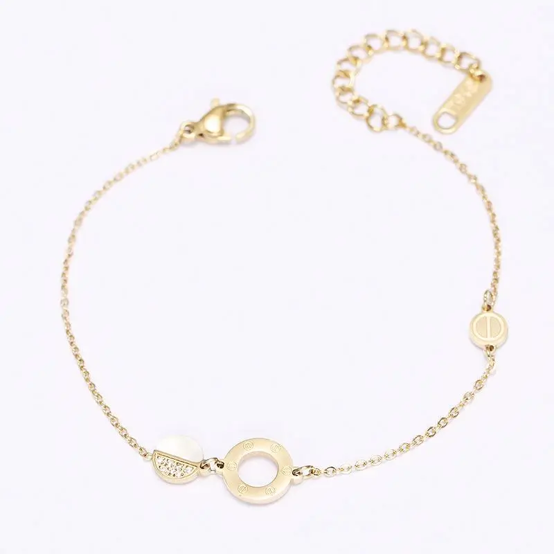 Unique Design Gold Plated Circle Pendant Zircon Accessories Stainless Steel Chain Bracelet
Unique Design Gold Plated Circle Pendant Zircon Accessories Stainless Steel Chain Bracelet
