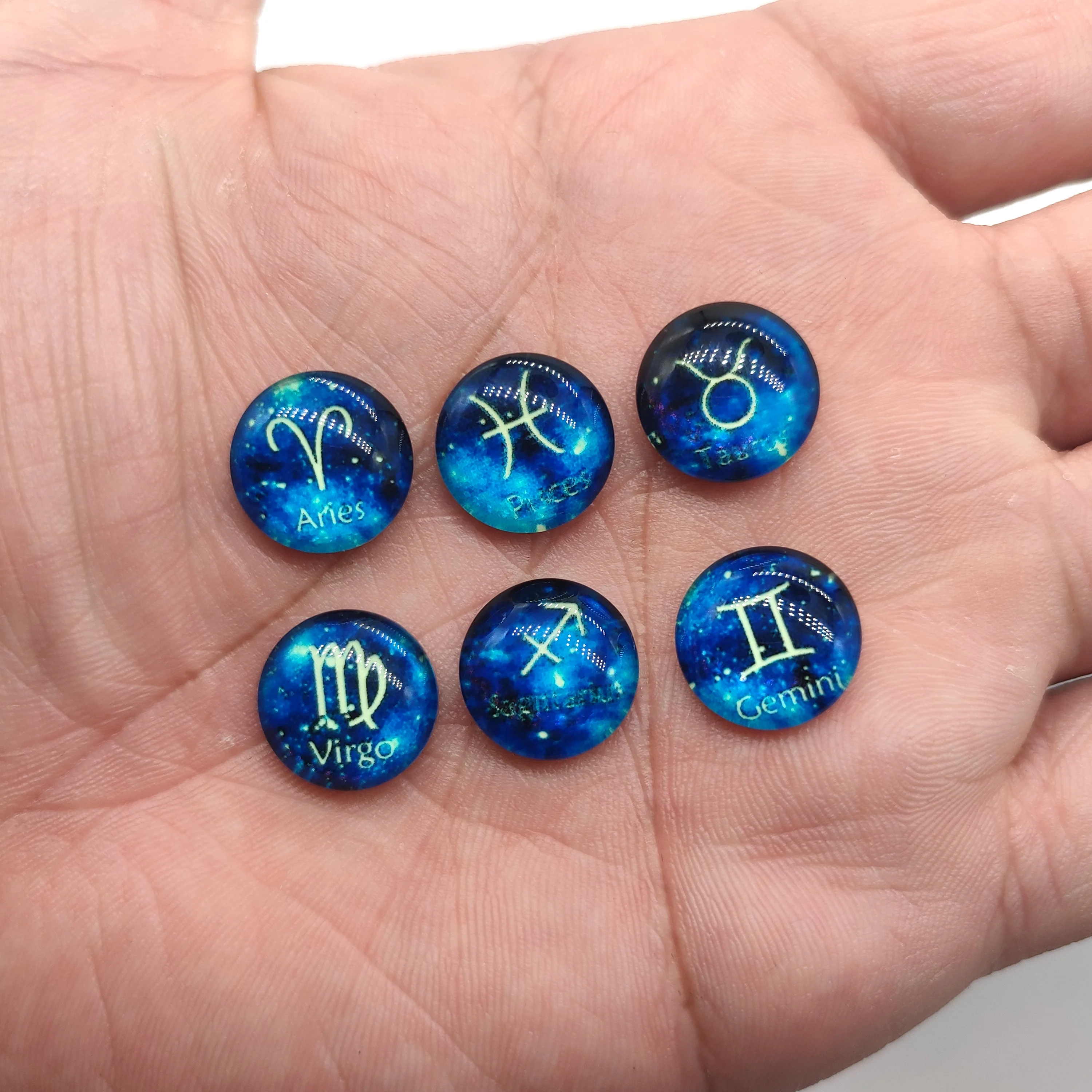 wholesale 12 constellations in and dark glowing bling croc charms shoes charms custom gifts for kids and girls, Picture
wholesale 12 constellations in and dark glowing bling croc charms shoes charms custom gifts for kids and girls, Picture