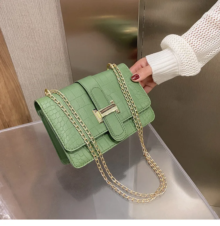 Portable Lock Chain Shoulder Messenger Bags Elegant Female Leather Bags Ladies Girls Crossbody Bag, Available in 4 colors with color card
Portable Lock Chain Shoulder Messenger Bags Elegant Female Leather Bags Ladies Girls Crossbody Bag, Available in 4 colors with color card