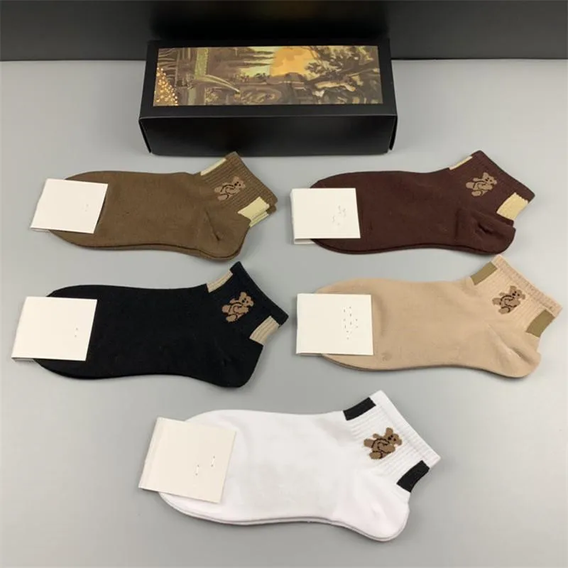G Letter socks Brand Style Cartoon Bear Print Short Stockings Sport Fashion ankle sock
G Letter socks Brand Style Cartoon Bear Print Short Stockings Sport Fashion ankle sock