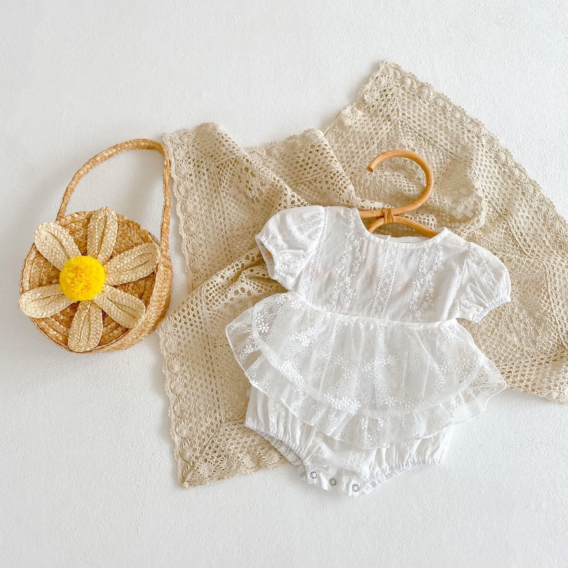 Baby Clothes 2021 Summer New Baby Girls Cotton Short-sleeved One-Piece Girl Baby Romper
Baby Clothes 2021 Summer New Baby Girls Cotton Short-sleeved One-Piece Girl Baby Romper