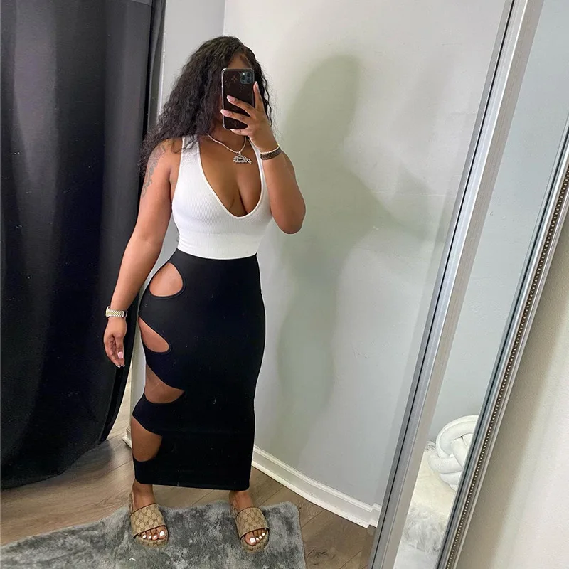 European and American foreign trade 2021 Amazon spring women's new sleeveless V-neck color matching sexy hollow bag hip dress
European and American foreign trade 2021 Amazon spring women's new sleeveless V-neck color matching sexy hollow bag hip dress