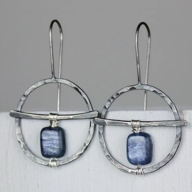 2023 geometry 925 Large Silver Hoop Earrings Vintage Handmade Wound Silk natural stone earrings
2023 geometry 925 Large Silver Hoop Earrings Vintage Handmade Wound Silk natural stone earrings
