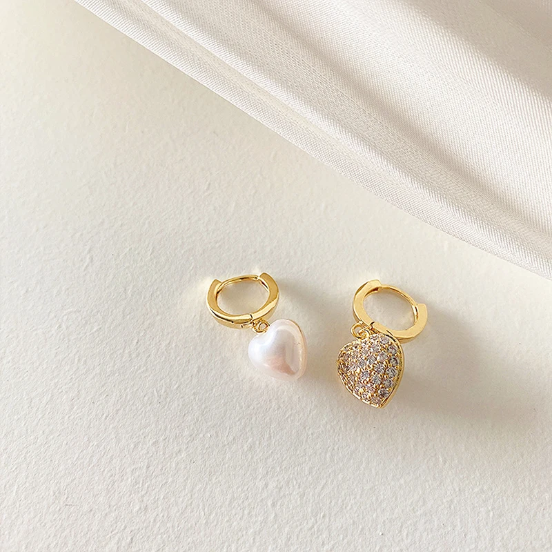 Temperament Retro Double-sided Zircon Pearl Love Heart Drop Earrings Crystal Women Simple Fashion Party Jewelery Gifts
Temperament Retro Double-sided Zircon Pearl Love Heart Drop Earrings Crystal Women Simple Fashion Party Jewelery Gifts