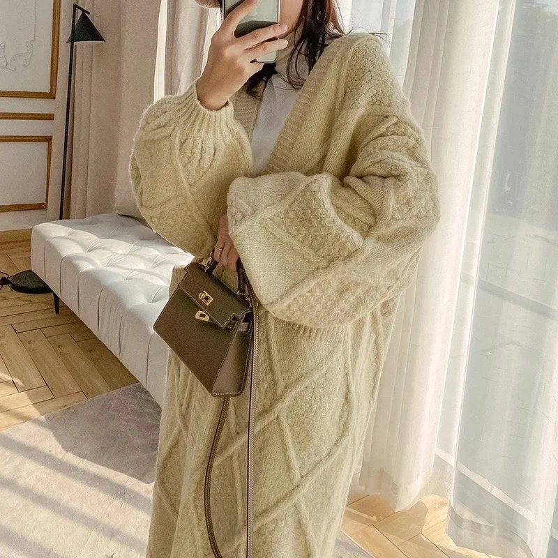 NEW 2020 Long Women Cardigans Autumn Winter Lantern Sleeve Knitted Plus Size Jacket Loose Wild Ladies Thick Sweaters
NEW 2020 Long Women Cardigans Autumn Winter Lantern Sleeve Knitted Plus Size Jacket Loose Wild Ladies Thick Sweaters