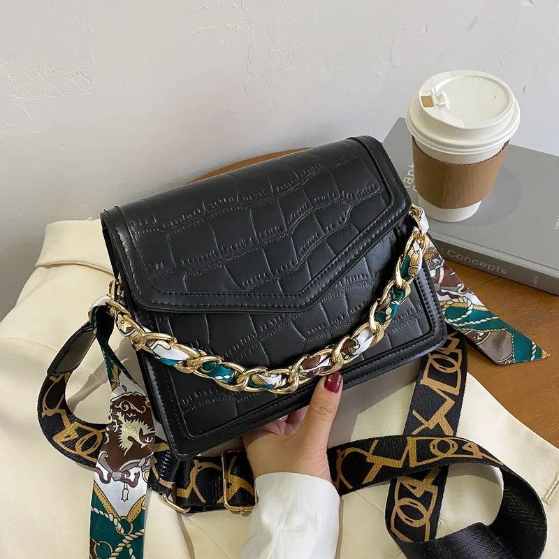 2021 High Quallity Ladies Fashion Messenger bag Crocodile Pattern Silk Scarf Chain Crossbody Bag purses and handbags for Women, 4 colors
2021 High Quallity Ladies Fashion Messenger bag Crocodile Pattern Silk Scarf Chain Crossbody Bag purses and handbags for Women, 4 colors