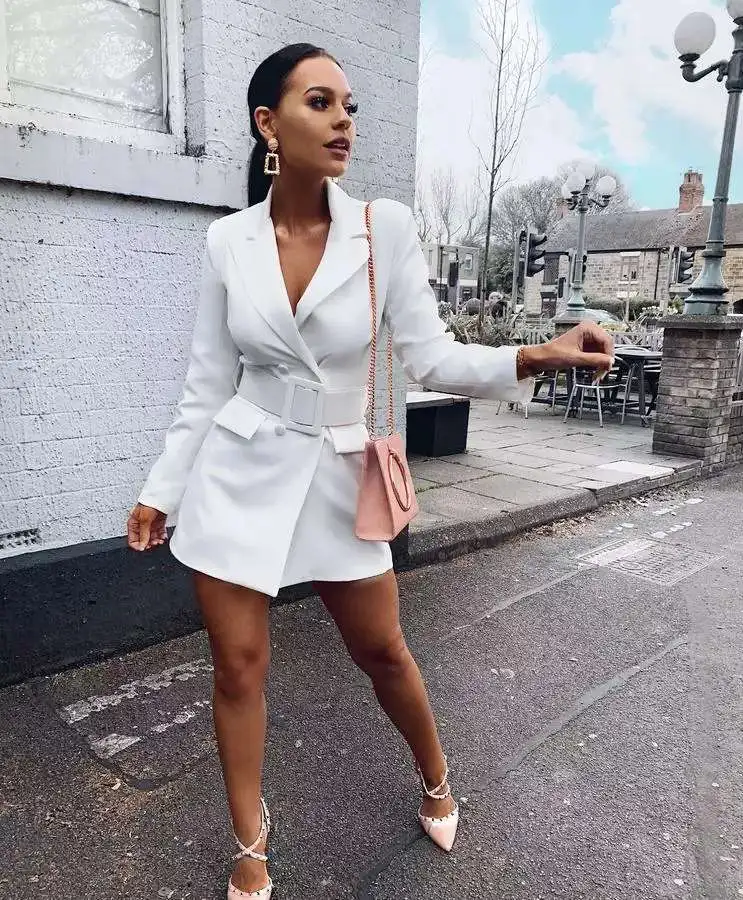Hot Fashion Notched Deep V Breasted Coat Blazer Dress Women Casual Long Sleeve Sashes Autumn Blazer Top
Hot Fashion Notched Deep V Breasted Coat Blazer Dress Women Casual Long Sleeve Sashes Autumn Blazer Top