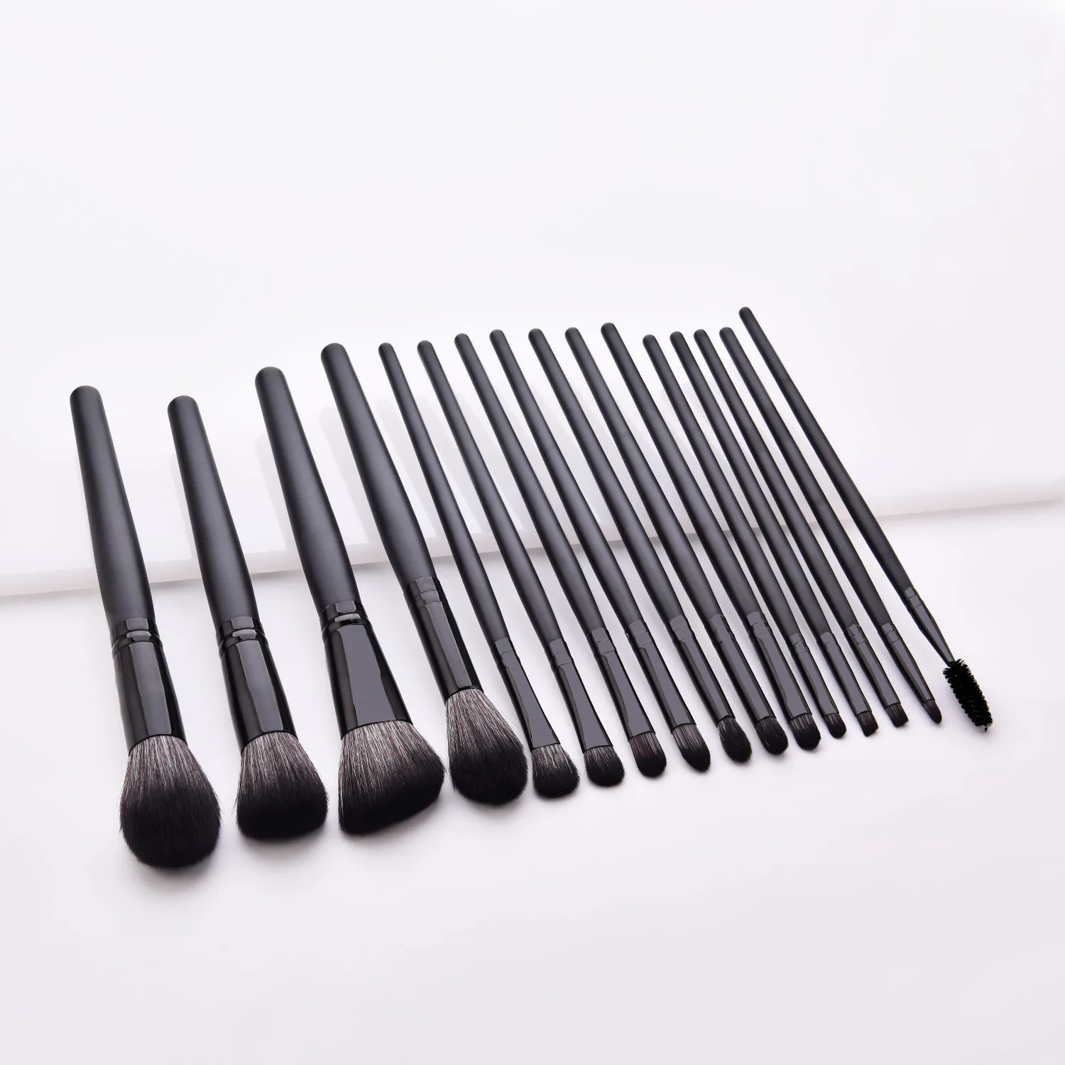 2019 hot sale black make up brushes beauty makeup angled eyebrow brush Fast delivery
2019 hot sale black make up brushes beauty makeup angled eyebrow brush Fast delivery