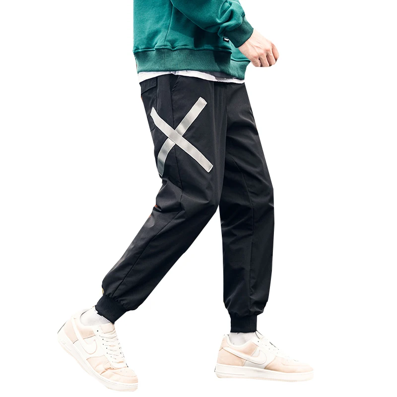 New Design Streetwear Cargo Pants Jogger Sports Loose Running Pants Elastic Waist Men'S Overalls
New Design Streetwear Cargo Pants Jogger Sports Loose Running Pants Elastic Waist Men'S Overalls