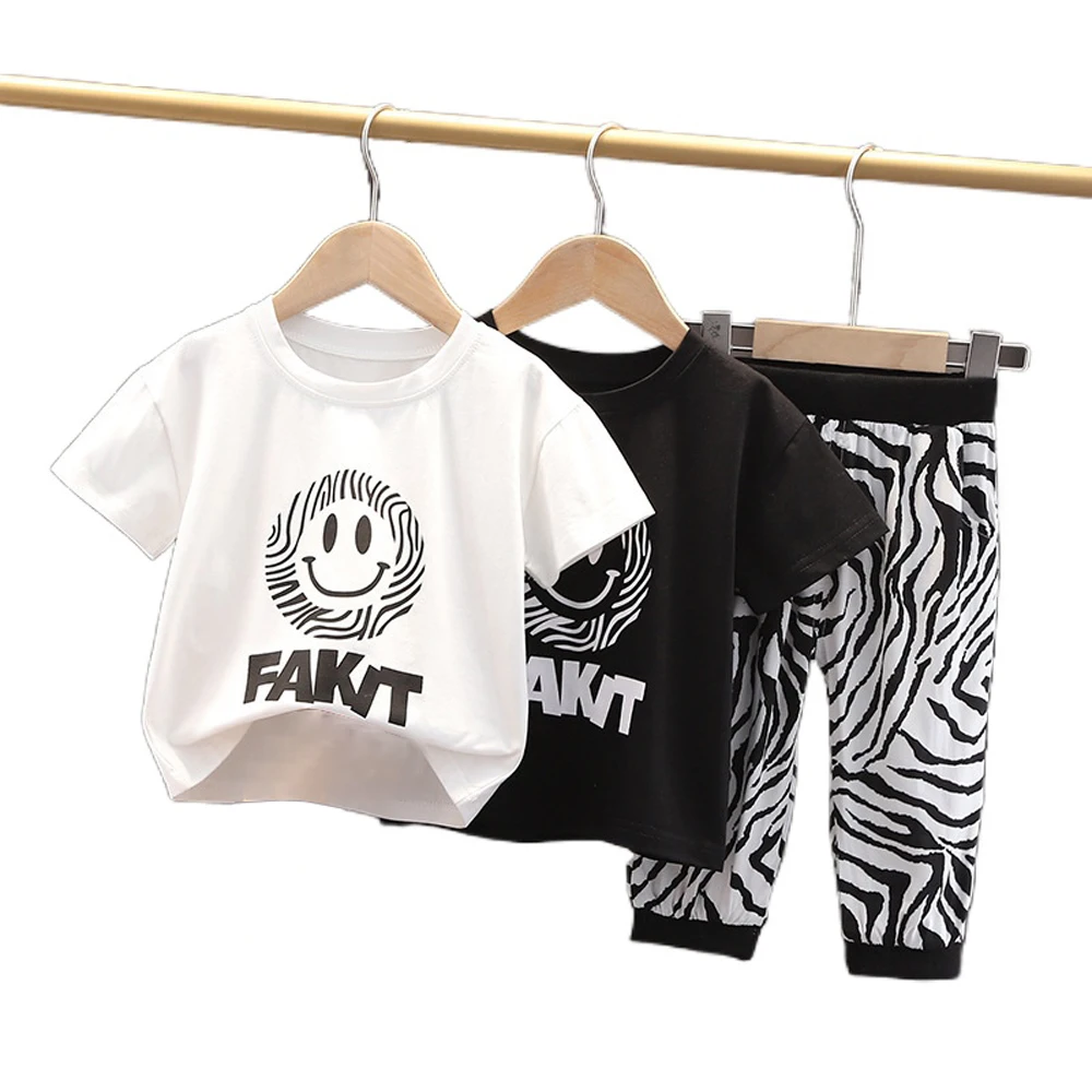 wholesale Summer black children's clothing Baby Kids Clothes Boys Outfits Sets Short Sleeve T-Shirt + Pants, Yellow,white,red
wholesale Summer black children's clothing Baby Kids Clothes Boys Outfits Sets Short Sleeve T-Shirt + Pants, Yellow,white,red