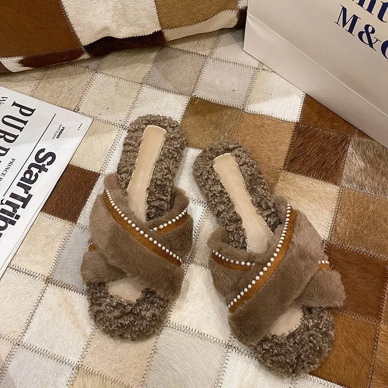 2021 Europe&American summer new arrival women's shoes solid color plush home casual flat-bottomed plus size slippers, Three colors or customized
2021 Europe&American summer new arrival women's shoes solid color plush home casual flat-bottomed plus size slippers, Three colors or customized