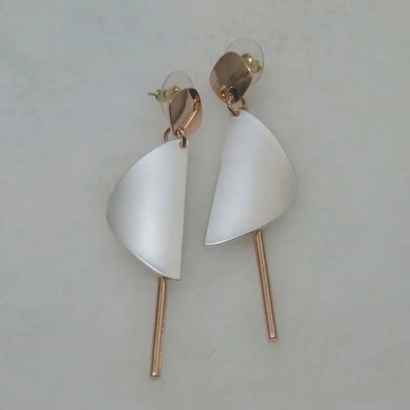 Wholesale Rose Gold Plated Long Stick Earrings Copper Jewelry With Joyeria De Mujer, White, rose gold
Wholesale Rose Gold Plated Long Stick Earrings Copper Jewelry With Joyeria De Mujer, White, rose gold