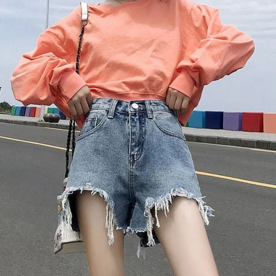 2021 Women's Shorts Women Casual Summer Wide Bottom Tassel Denim Short Pants Ladies Short Jeans Clothing Wholesale
2021 Women's Shorts Women Casual Summer Wide Bottom Tassel Denim Short Pants Ladies Short Jeans Clothing Wholesale
