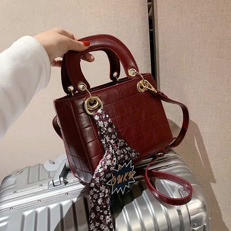 ST-0047 Hand Bagleisure Joker Contracted Female Bag Fashion Handbags For Women Luxury 2021, Multi color
ST-0047 Hand Bagleisure Joker Contracted Female Bag Fashion Handbags For Women Luxury 2021, Multi color