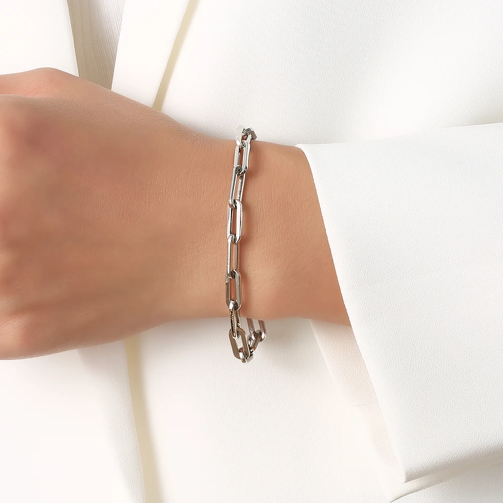 wholesale handmade bracelet new style 18k silver stainless steel simple Dainty Handmade chain Bracelet for men women
wholesale handmade bracelet new style 18k silver stainless steel simple Dainty Handmade chain Bracelet for men women